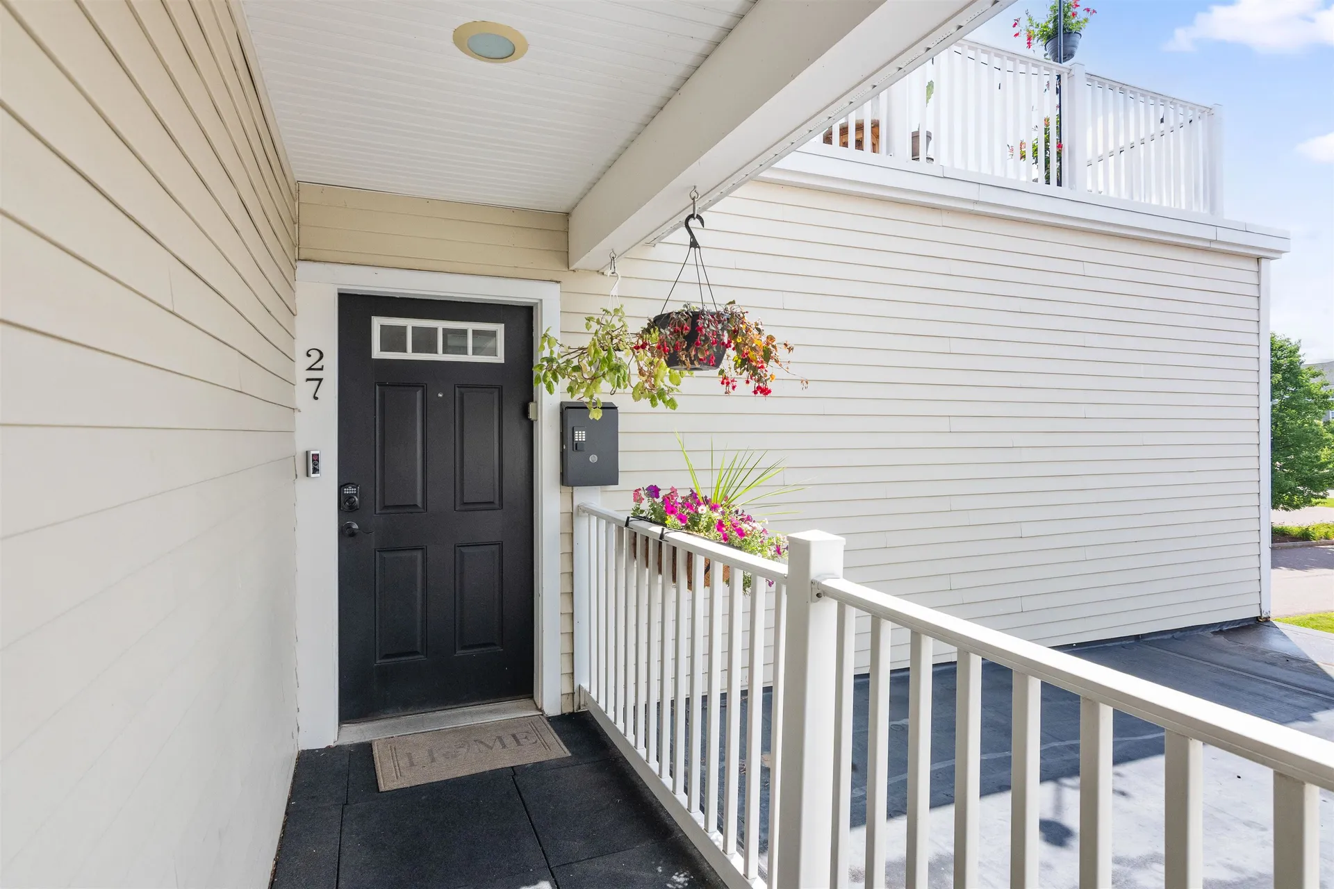 27 Jakes Way Williston VT 05495
