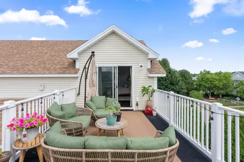 27 Jakes Way Williston VT 05495