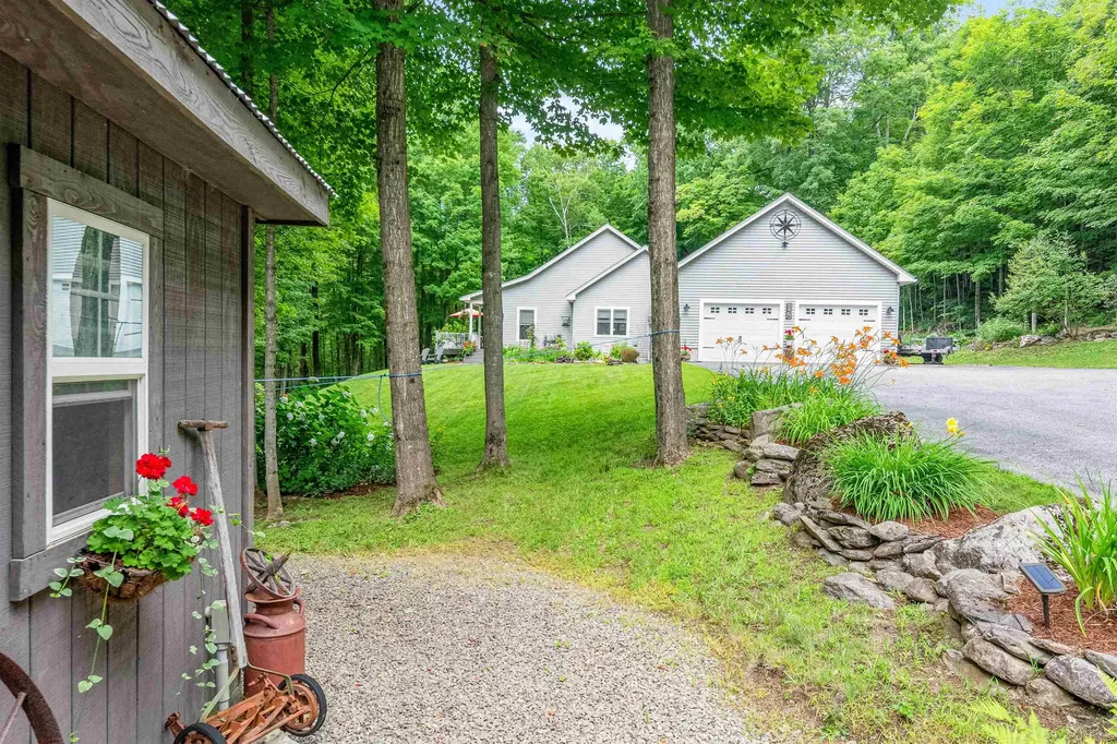 18 Hawthorne Road Fairfax VT 05454