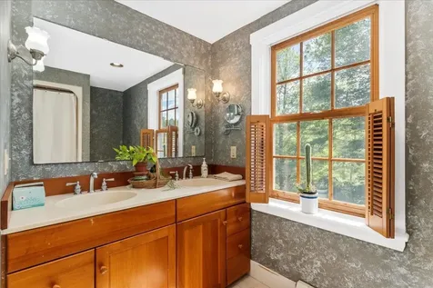 150 North Road Deerfield NH 03037