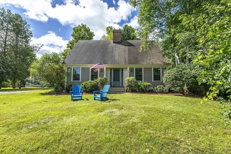 72 Two Cow Lane Manchester VT 05255
