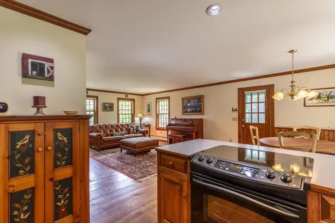 72 Two Cow Lane Manchester VT 05255