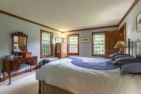 72 Two Cow Lane Manchester VT 05255