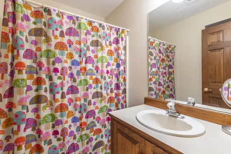 72 Two Cow Lane Manchester VT 05255