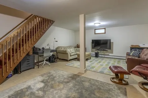 72 Two Cow Lane Manchester VT 05255