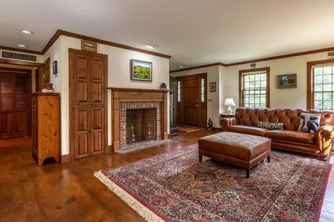 72 Two Cow Lane Manchester VT 05255