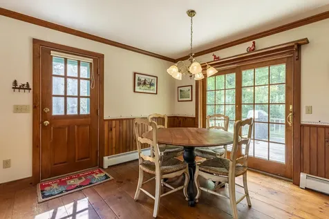 72 Two Cow Lane Manchester VT 05255