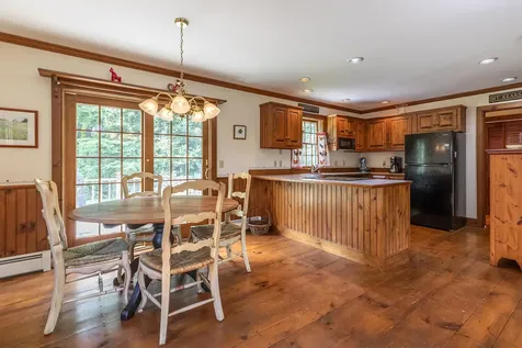 72 Two Cow Lane Manchester VT 05255