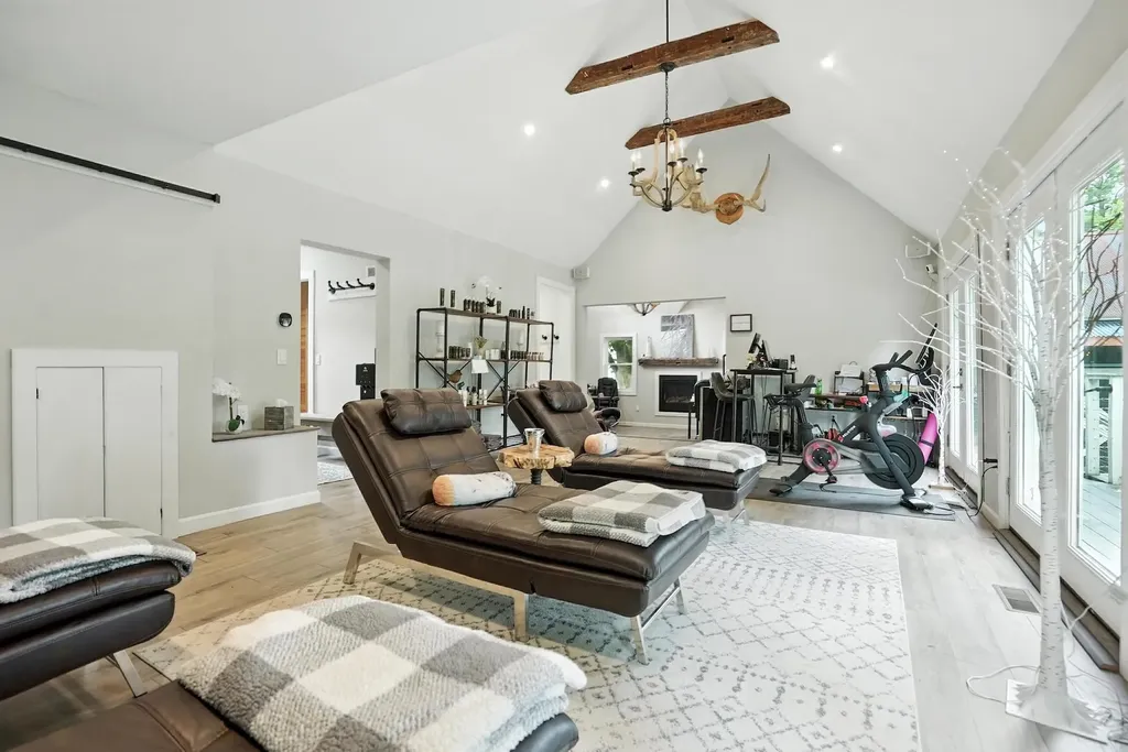 195 Main Street Montgomery VT 05471