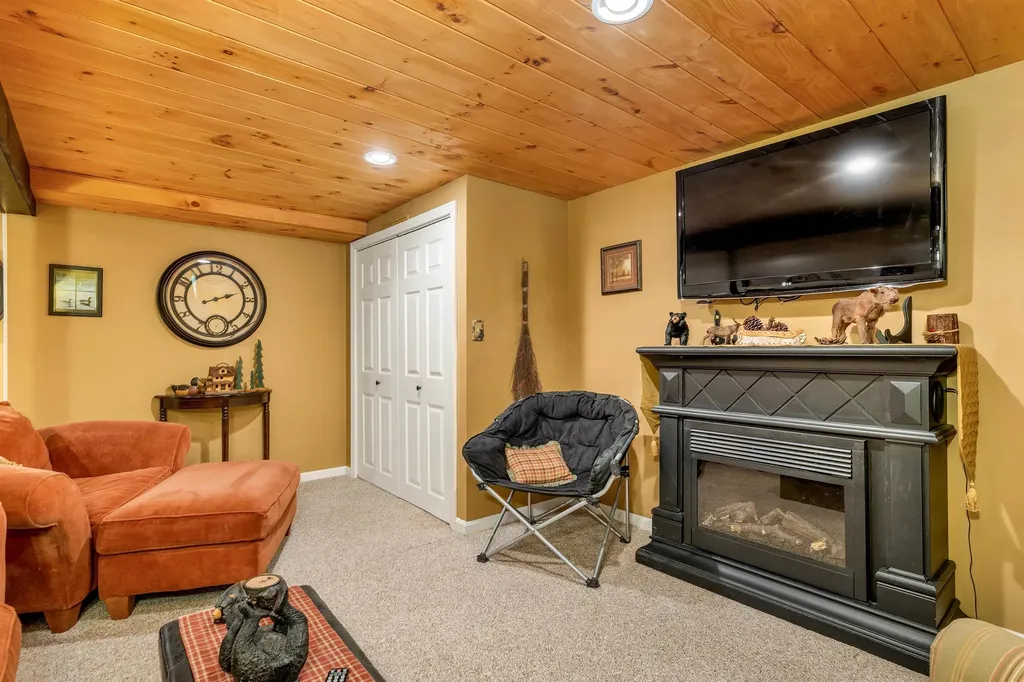 294 Bennett Road Freedom NH 03836