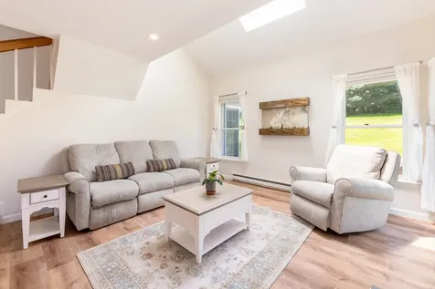 77 Freedom Lane Laconia NH 03249