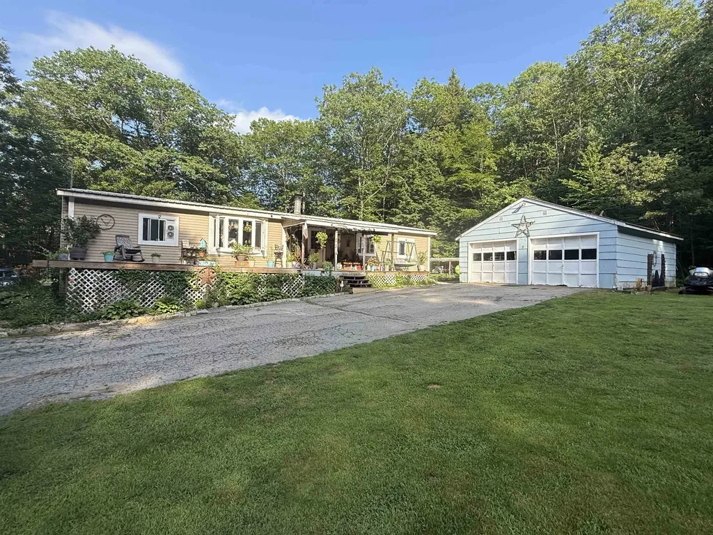 44 Fellows Hill Road Northfield NH 03276