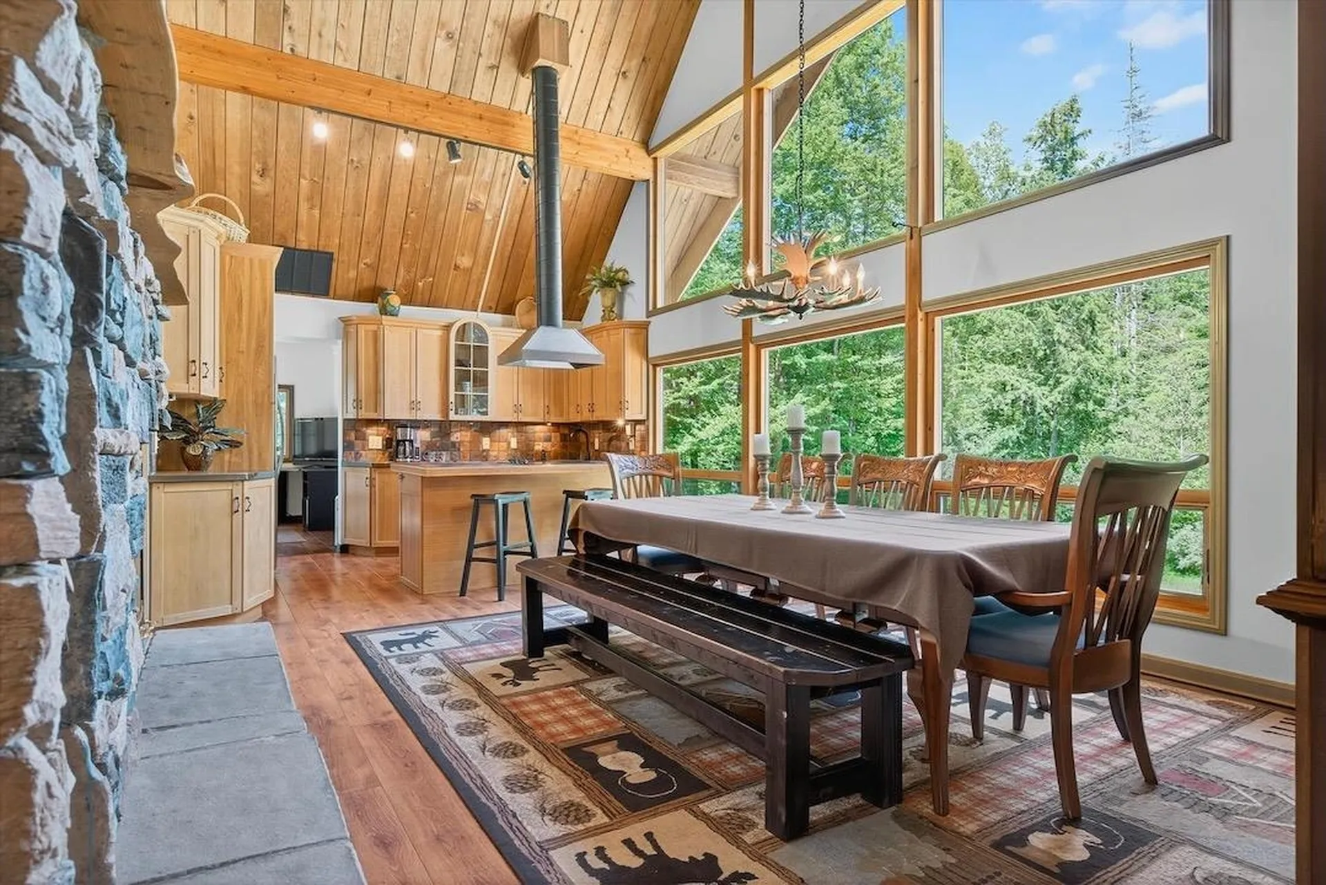 532 Sherwood Forest Londonderry VT 05148