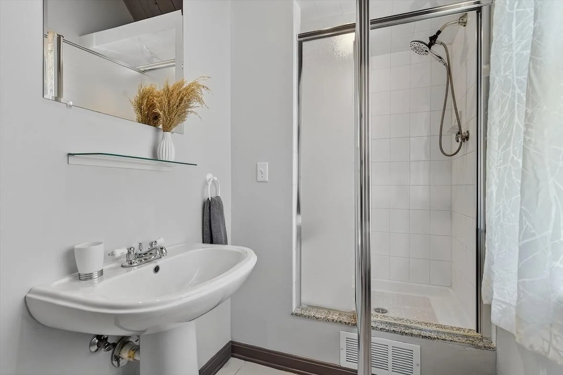 532 Sherwood Forest Londonderry VT 05148