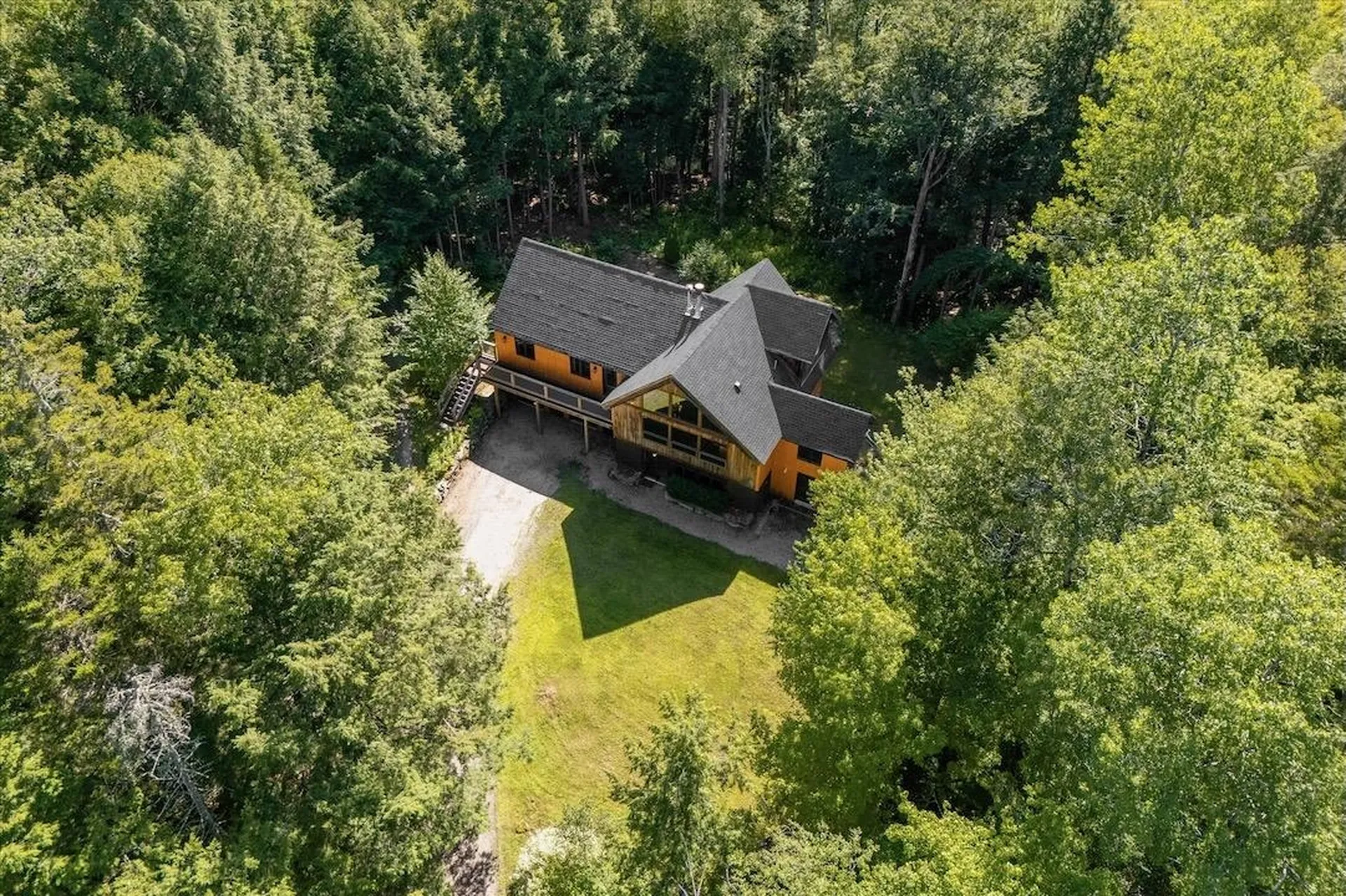 532 Sherwood Forest Londonderry VT 05148