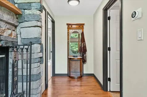 532 Sherwood Forest Londonderry VT 05148