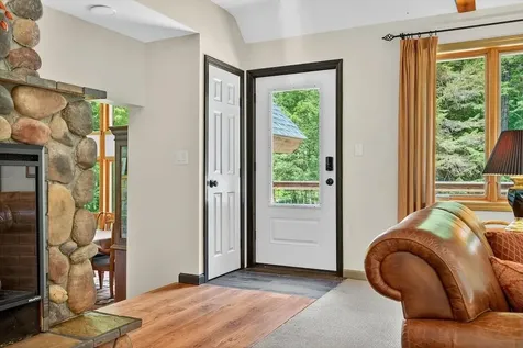 532 Sherwood Forest Londonderry VT 05148