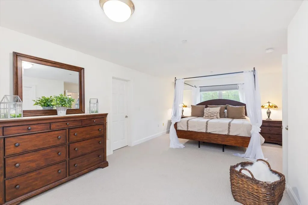 62 Monadnock Lane Peterborough NH 03458