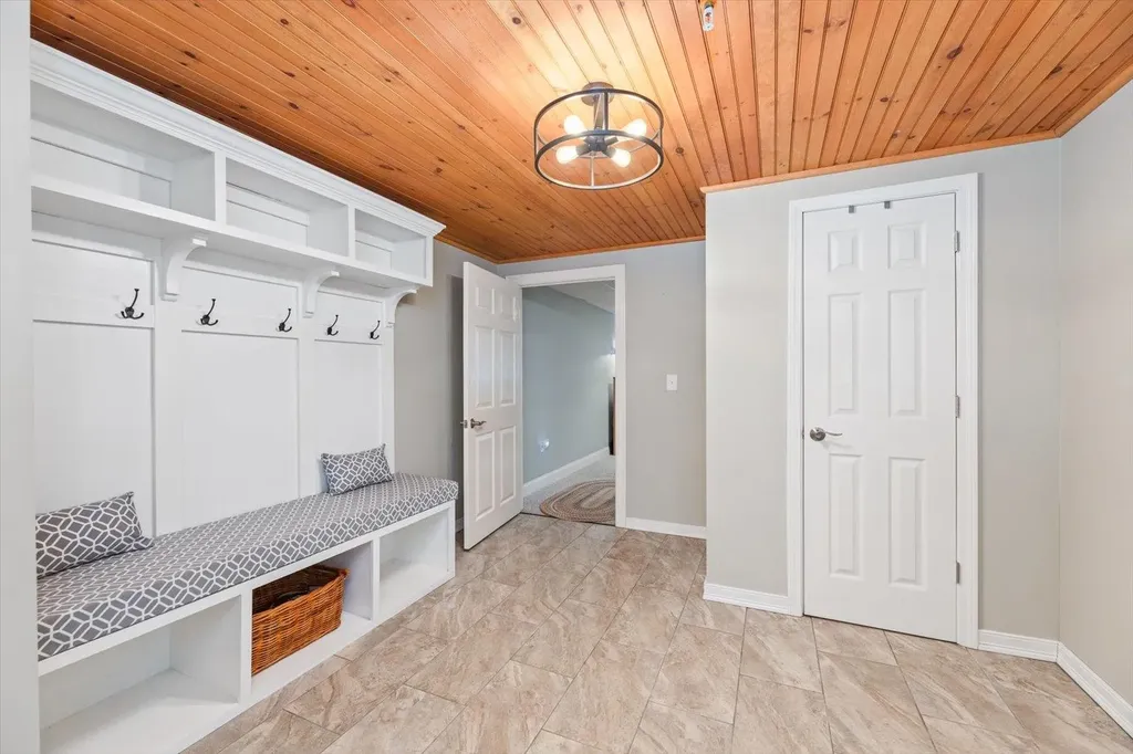 62 Monadnock Lane Peterborough NH 03458