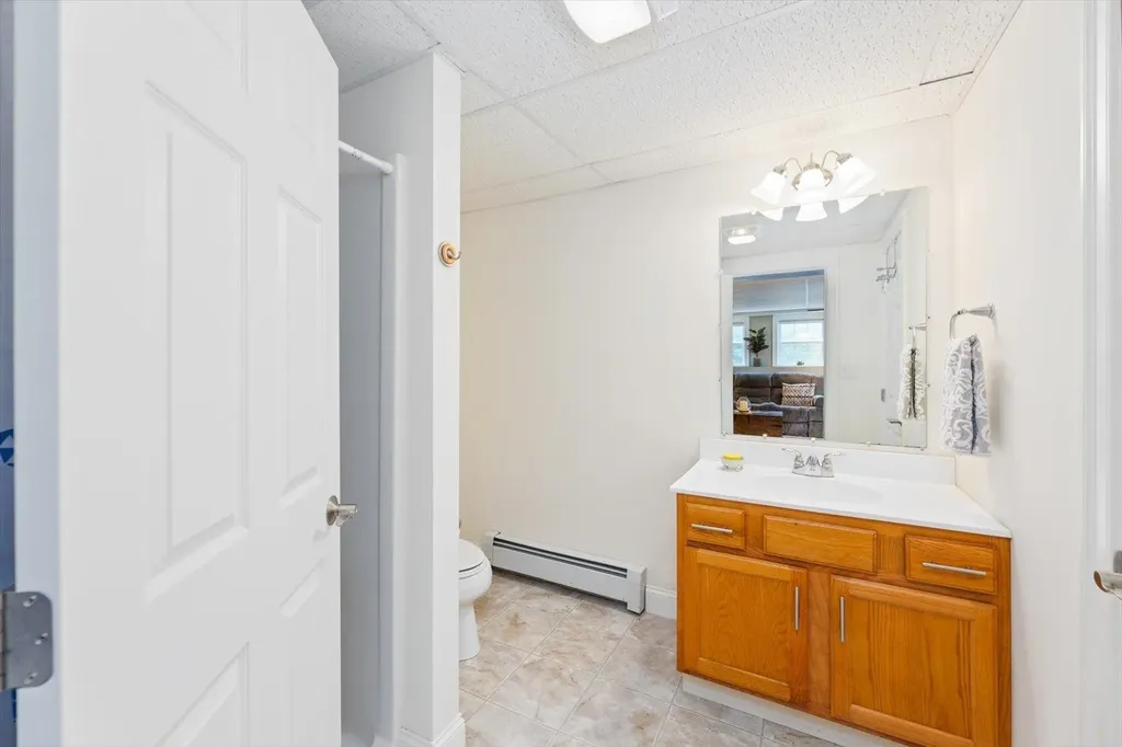 62 Monadnock Lane Peterborough NH 03458