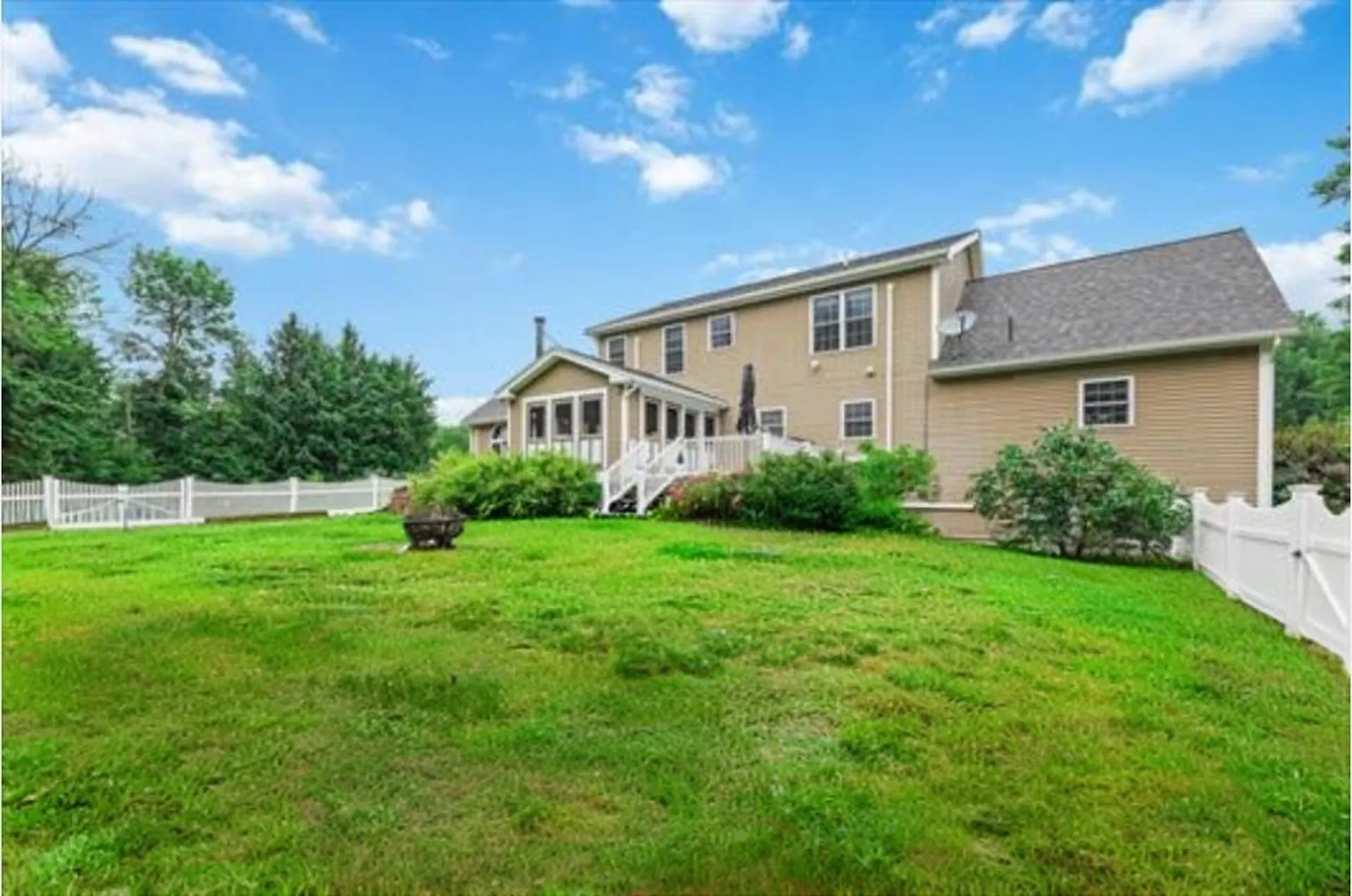 62 Monadnock Lane Peterborough NH 03458