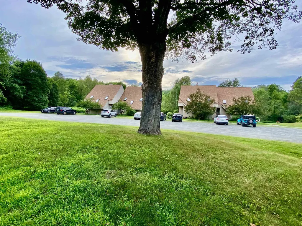 56 Heritage Condo Way Woodstock VT 05091