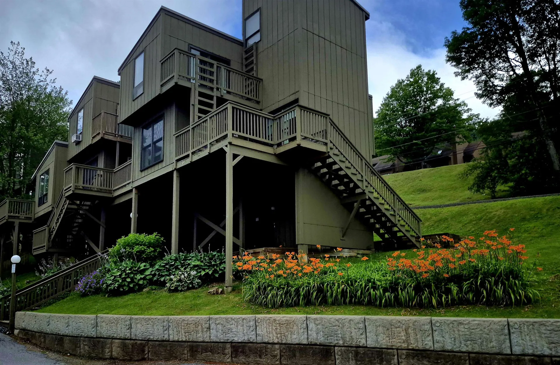 136 Middle Earth Drive Warren VT 05674
