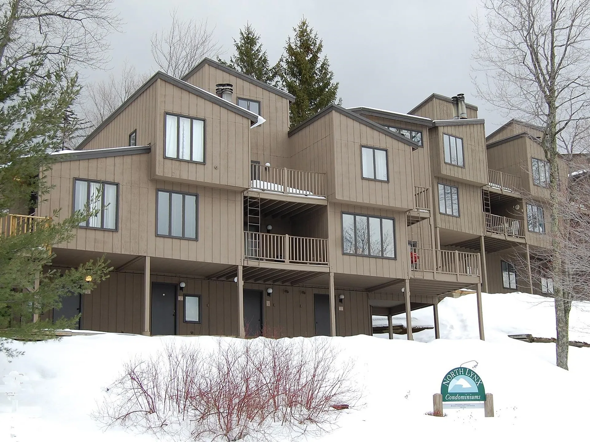 136 Middle Earth Drive Warren VT 05674