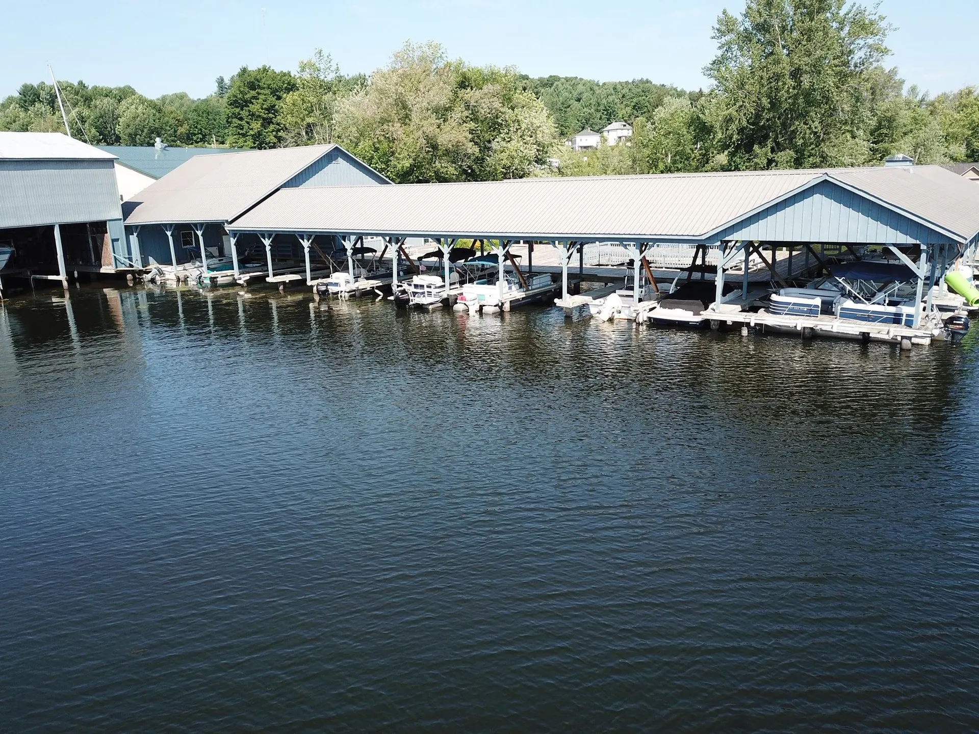 197 Farrants Point Newport City VT 05855