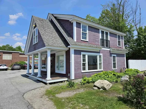 209 Main Street New London NH 03257