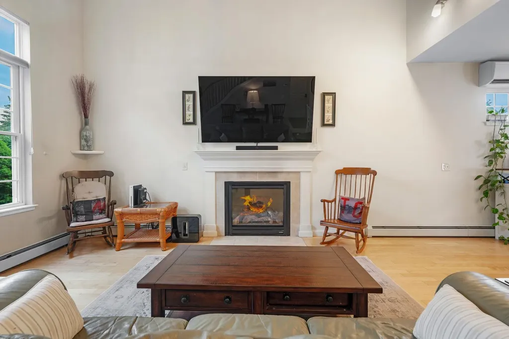 30 Stonehurst Common Hanover NH 03755