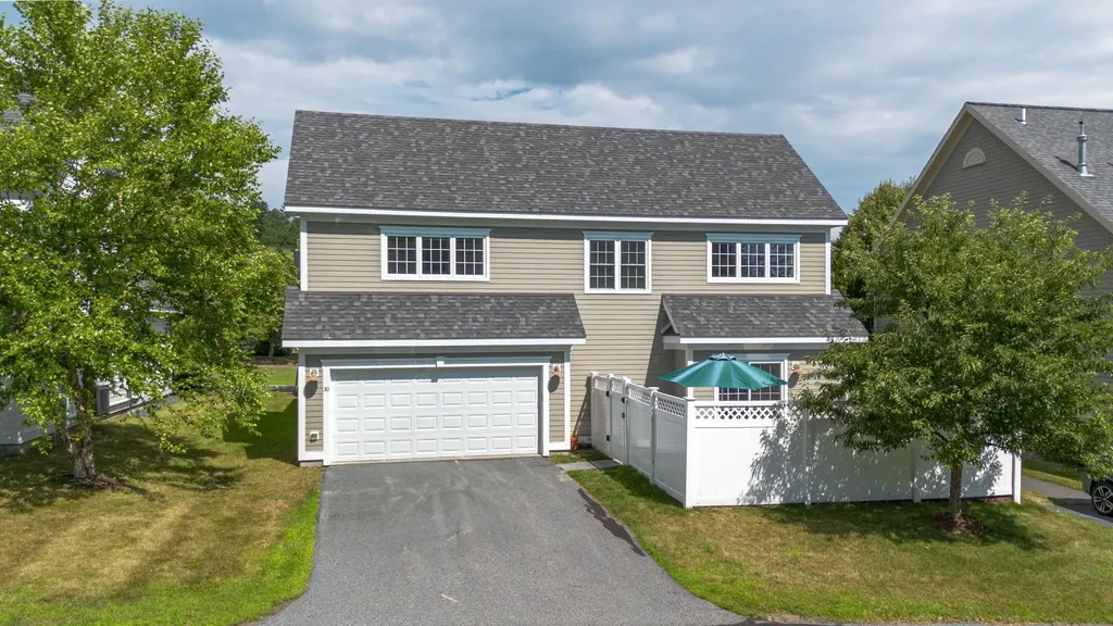 30 Stonehurst Common Hanover NH 03755