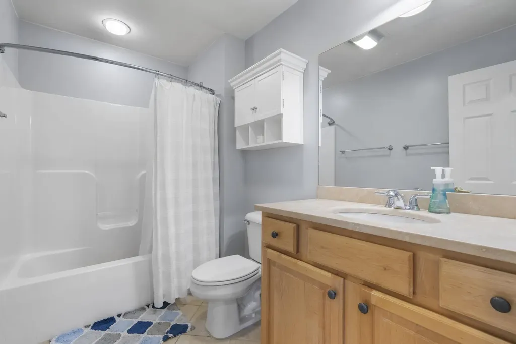 30 Stonehurst Common Hanover NH 03755