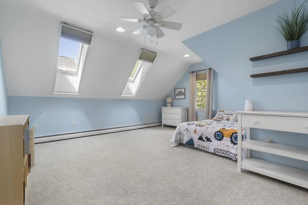 30 Stonehurst Common Hanover NH 03755