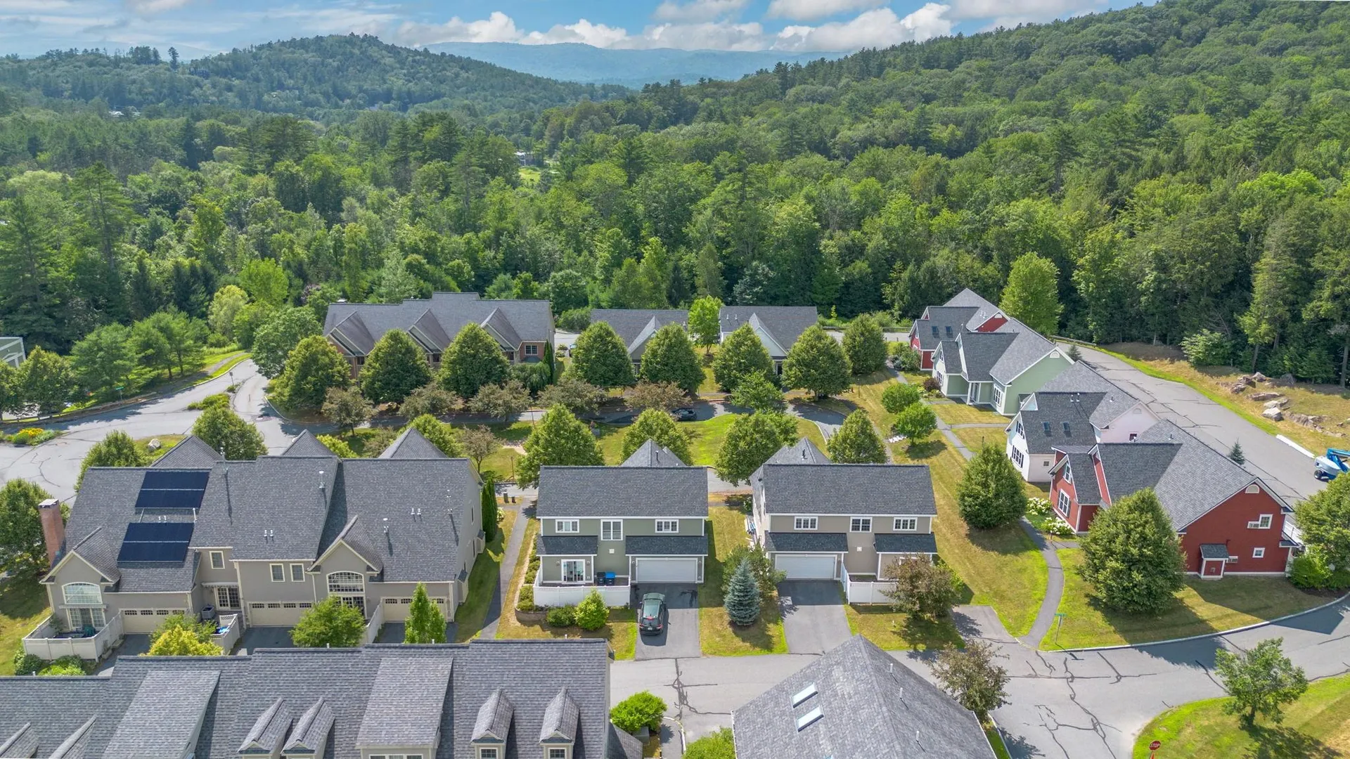 30 Stonehurst Common Hanover NH 03755