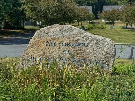 30 Stonehurst Common Hanover NH 03755