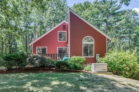 31 Bricketts Mill Road Hampstead NH 03841-2311