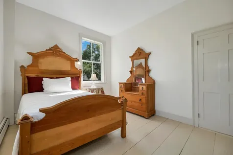 52 School Street Haverhill NH 03765