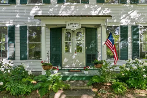 52 School Street Haverhill NH 03765