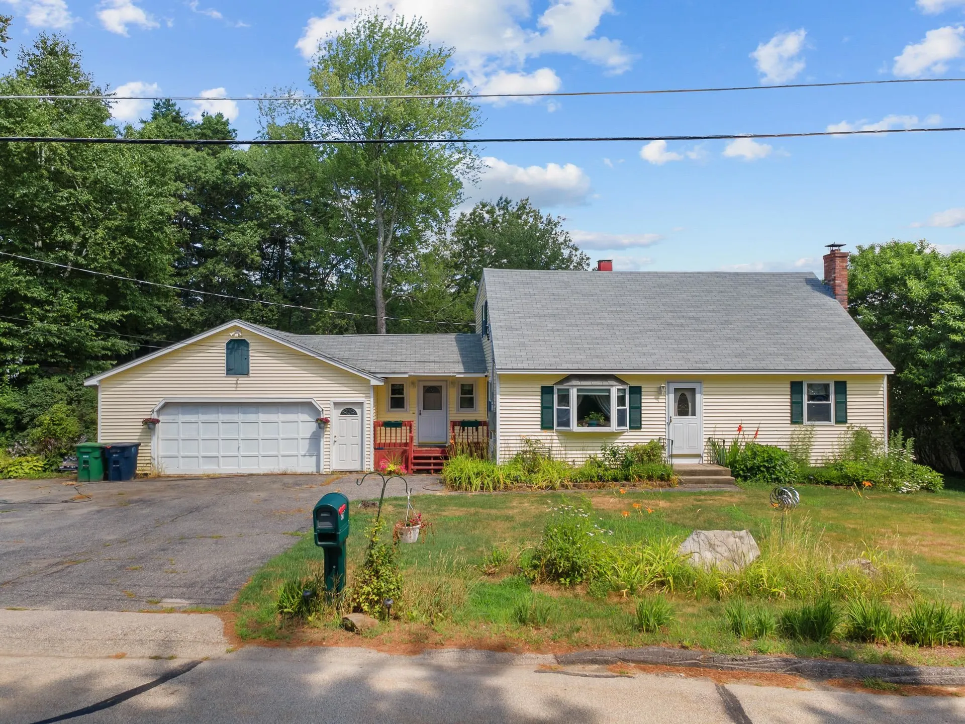 24 Yarmouth Drive Nashua NH 03062