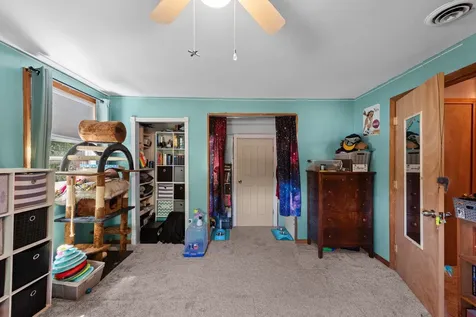 24 Yarmouth Drive Nashua NH 03062
