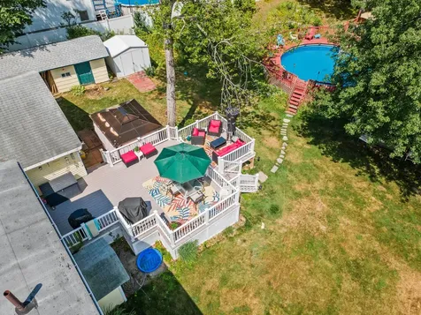 24 Yarmouth Drive Nashua NH 03062