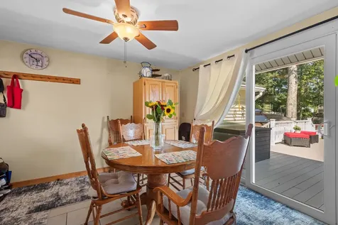 24 Yarmouth Drive Nashua NH 03062