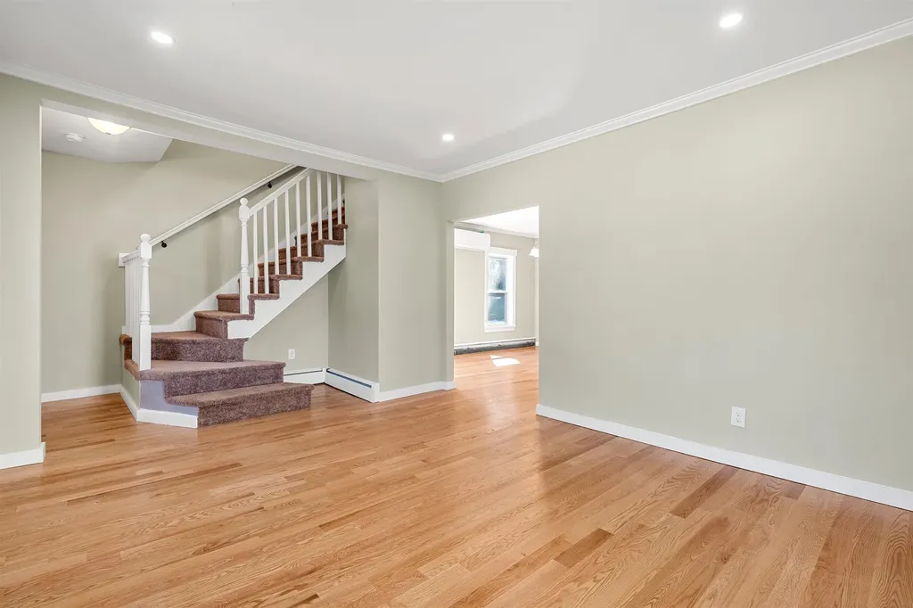 5 Bartlett Street Allenstown NH 03275