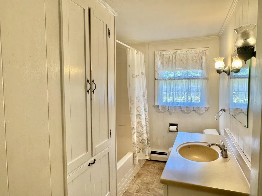 143 Cookman Road Newbury VT 05051