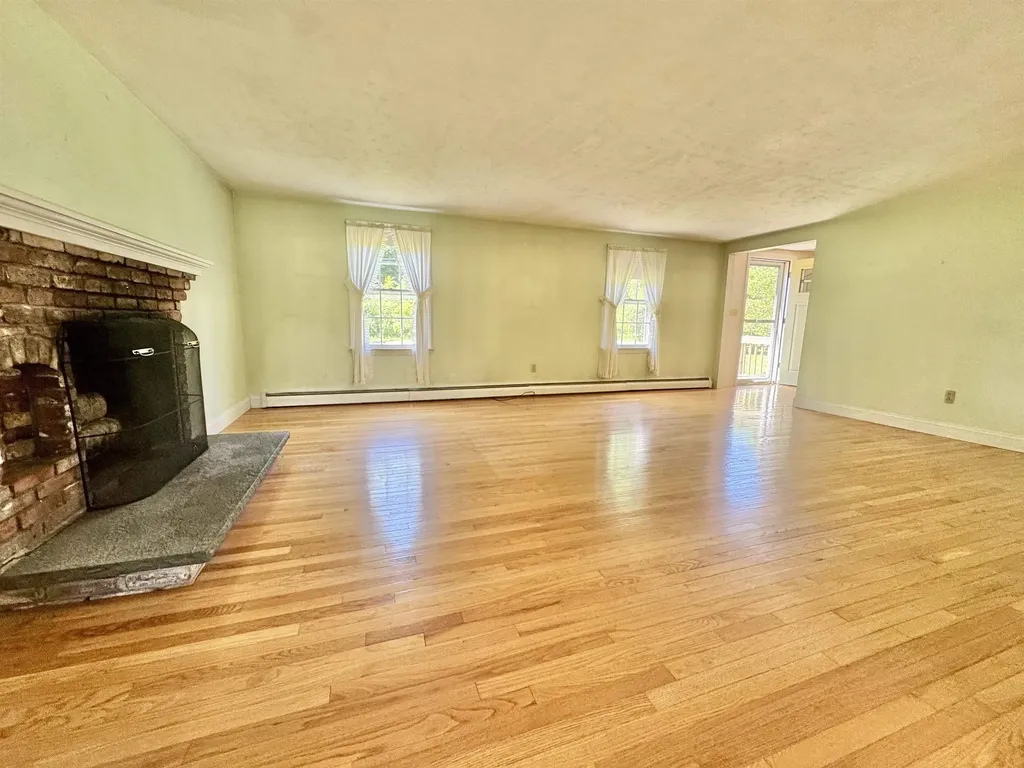 143 Cookman Road Newbury VT 05051