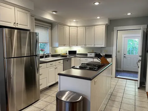 569 West Street Keene NH 03431