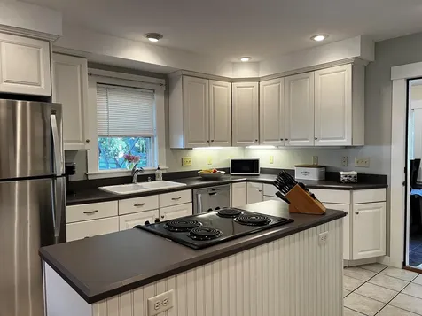 569 West Street Keene NH 03431