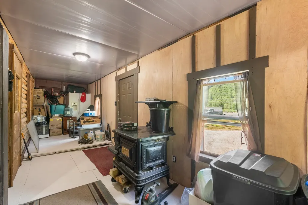 63 Jericho Road Berlin NH 03570