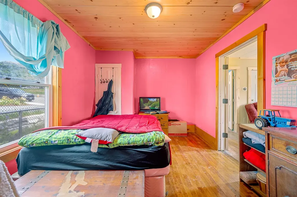 71 North Main Street Hardwick VT 05843